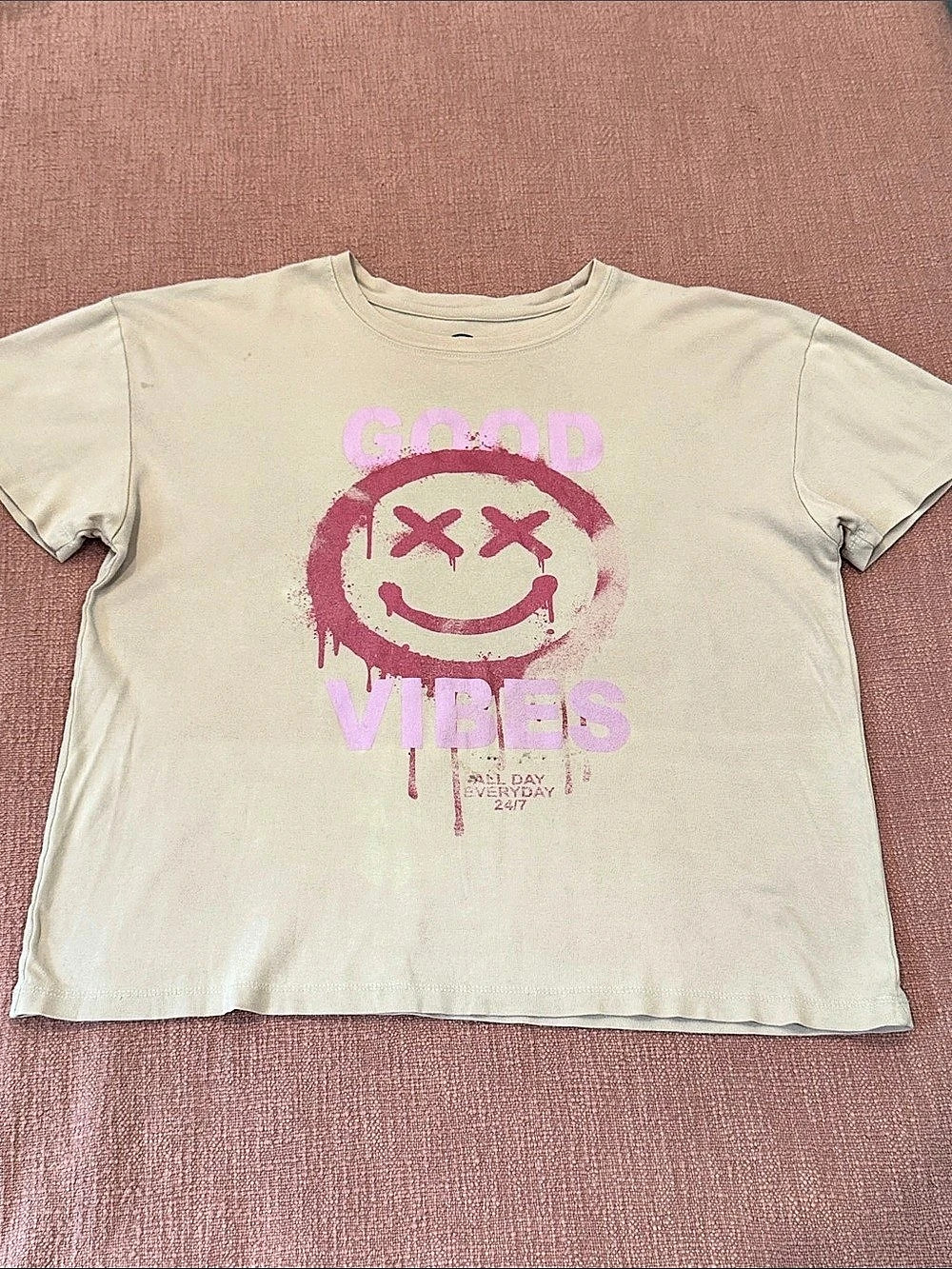 Social Culture Good Vibes Smiley Face Graphic Tee Cream & Pink XL